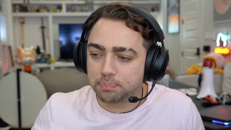 ‘Ban f****** gambling, for the love of god’: Mizkif fed up with Twitch following Sliker controversy