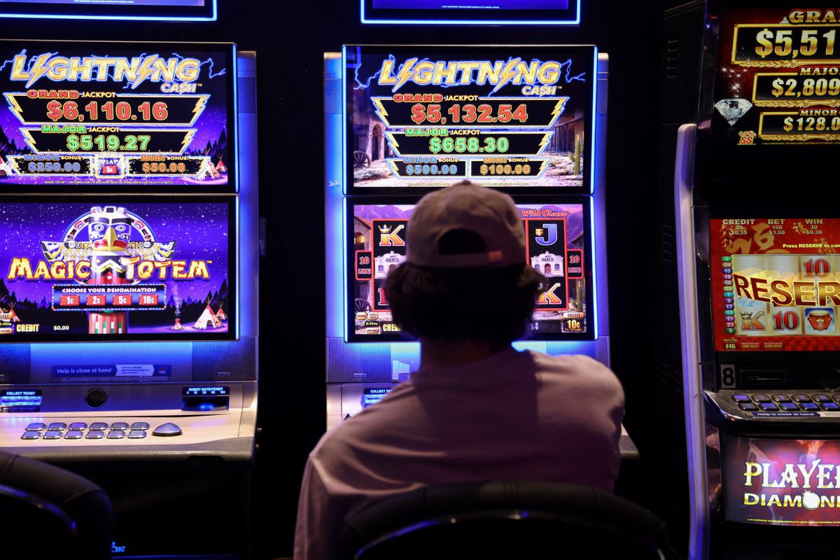 Slots to smartphones: Pandemic sends Australia's gambling problem online