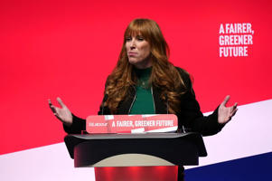 'This isn't Bitcoin': Angela Rayner slams Tories 'recklessly gambling' with our money