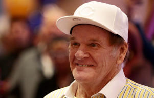 MLB world reacts to shocking Pete Rose gambling news