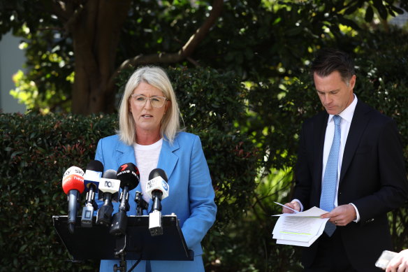 Shadow minister for customer service Yasmin Catley and Labor leader Chris Minns. 