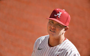 Alabama baseball coach fired amid gambling investigation