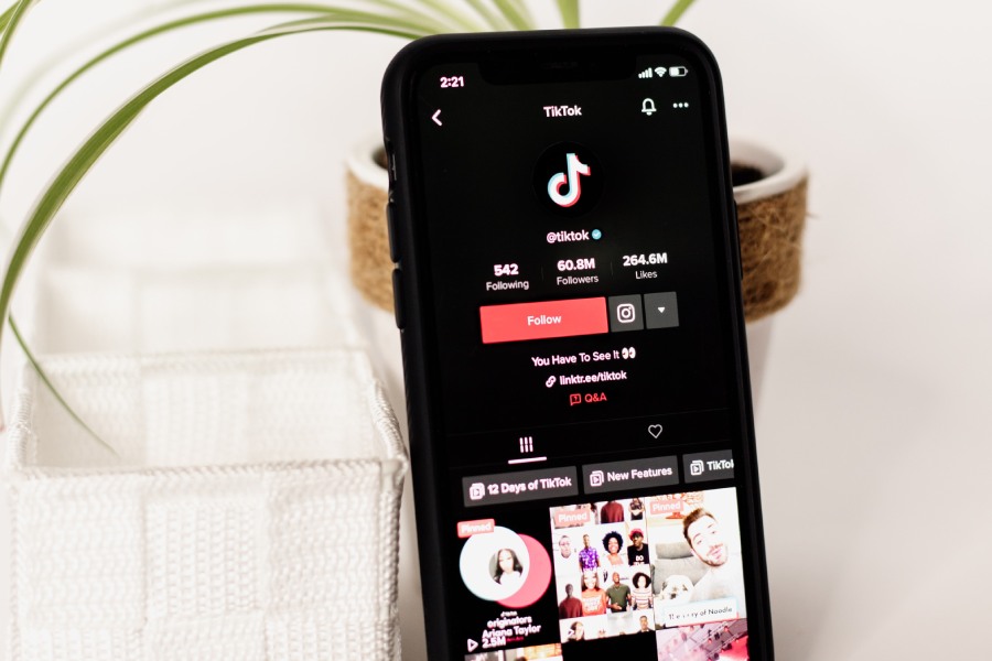 TikTok Expands Gambling Ads Trial To Include Online Gambling Firms Neds & Dabble