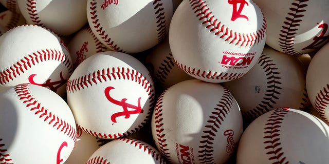 New details emerge in Alabama baseball gambling scandal involving ex-coach: report