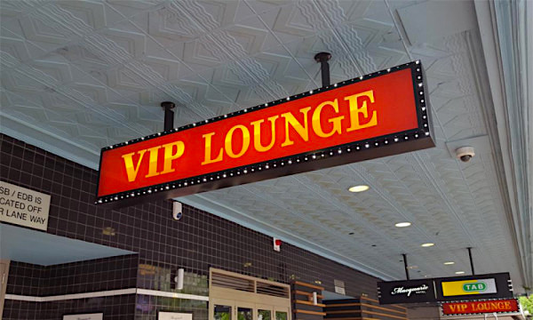 VIP_Lounge_SWS_Signage-fill-600x360.jpg