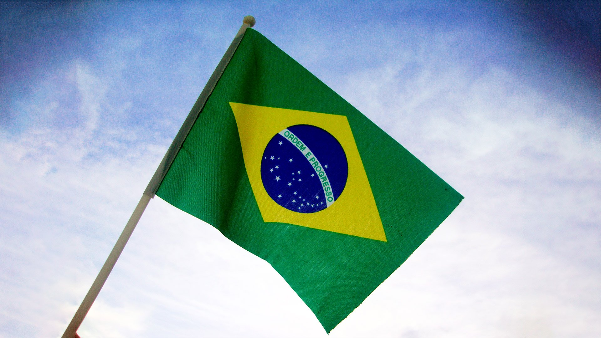 Brazilian deputy presents bill to ban celebrities and influencers from promoting gambling | Yogonet International