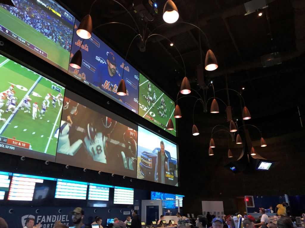 ESPN survey reveals NFL players want changes to league's sports gambling policy