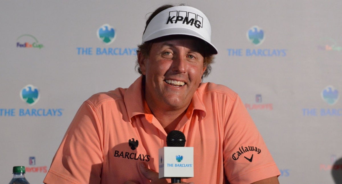 Here's How Much Phil Mickelson Would Have Made Buying Stocks Instead Of Gambling - DraftKings (NASDAQ:DKNG), PENN Entertainment (NASDAQ:PENN)