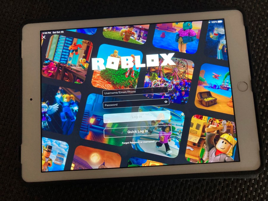 In lawsuit, Roblox accused of facilitating child gambling