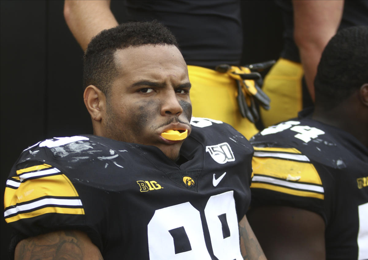 Iowa will appeal suspension of Noah Shannon, who admits involvement in gambling case