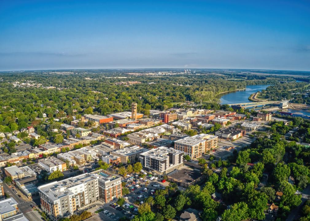 Aerial view of Lawrence, Kansas, and its State University.