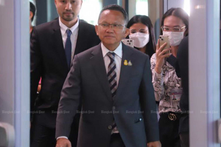 DPM Somsak wants more gambling legalised, especially football