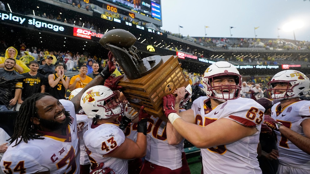 Fans try to put cloud of gambling investigation to the side as Iowa-Iowa State rivalry game arrives