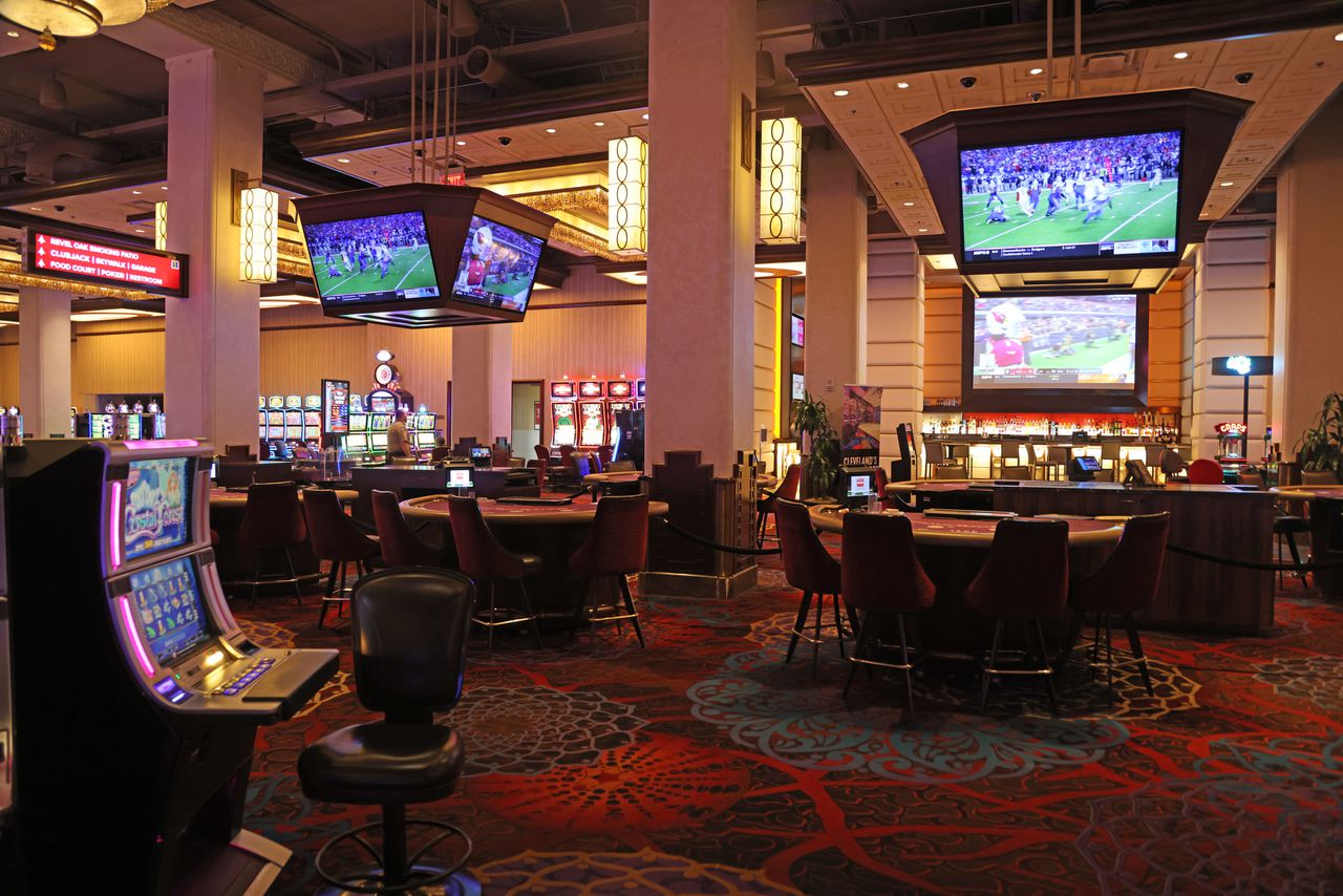 Ohioâs casinos and racinos take in $203 million of gambling revenue in July