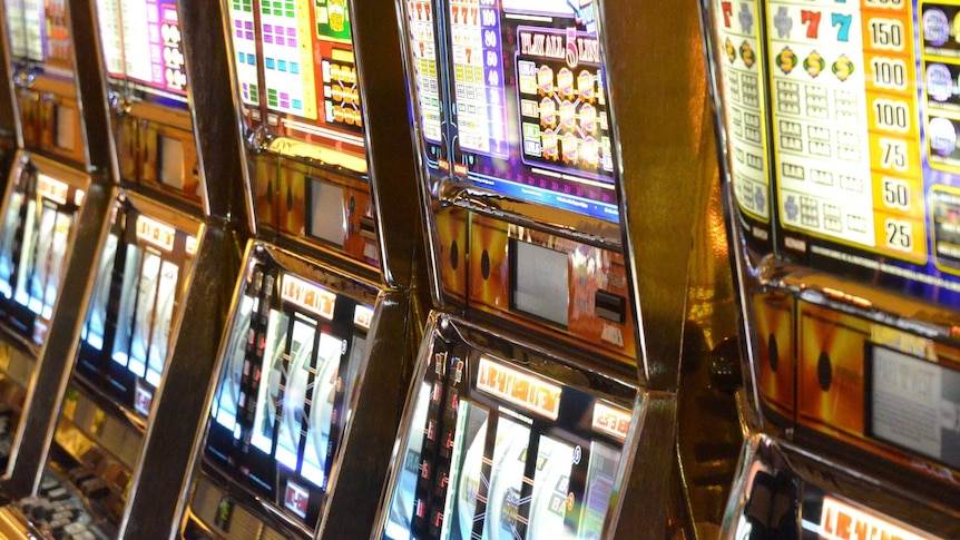 The Victorian gambling commission issues plea to gaming venues - ABC listen