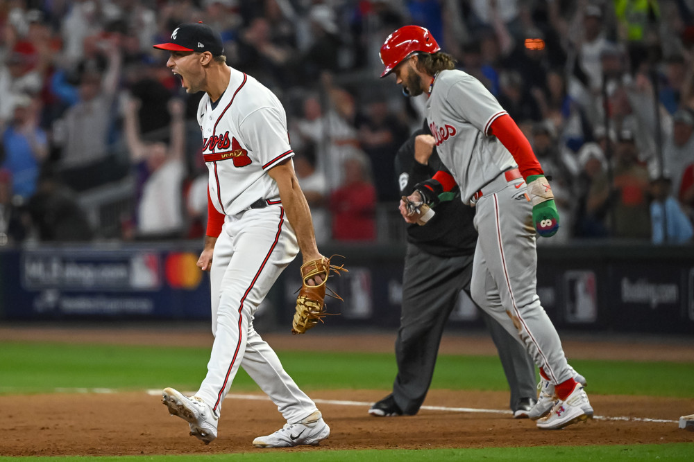 Braves open as gambling favorites to win World Series