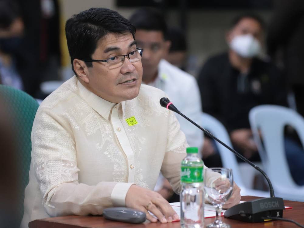 Is that legal? Erwin Tulfo wants digital banks probed for gambling linksÂ 