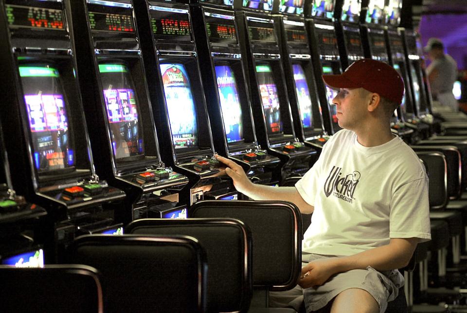 Alabama lawmakers are discussing gambling legislation. Will it go anywhere?