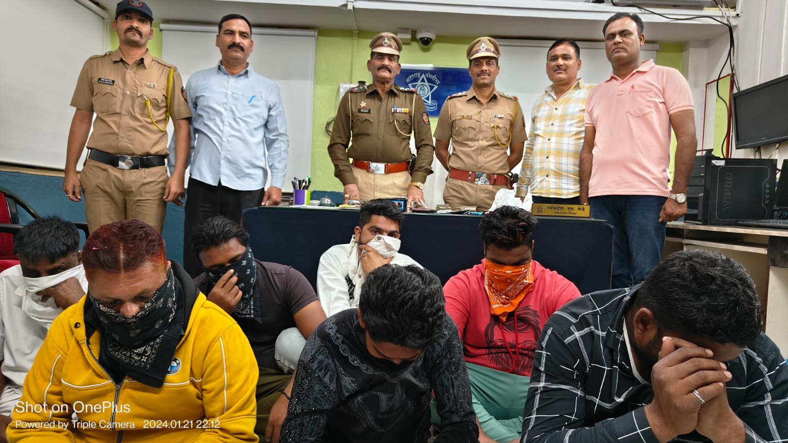 Chhatrapati Sambhajinagar: Gambling Den Busted In Kabranagar, â¹1.51 Lakh Worth Items Seized