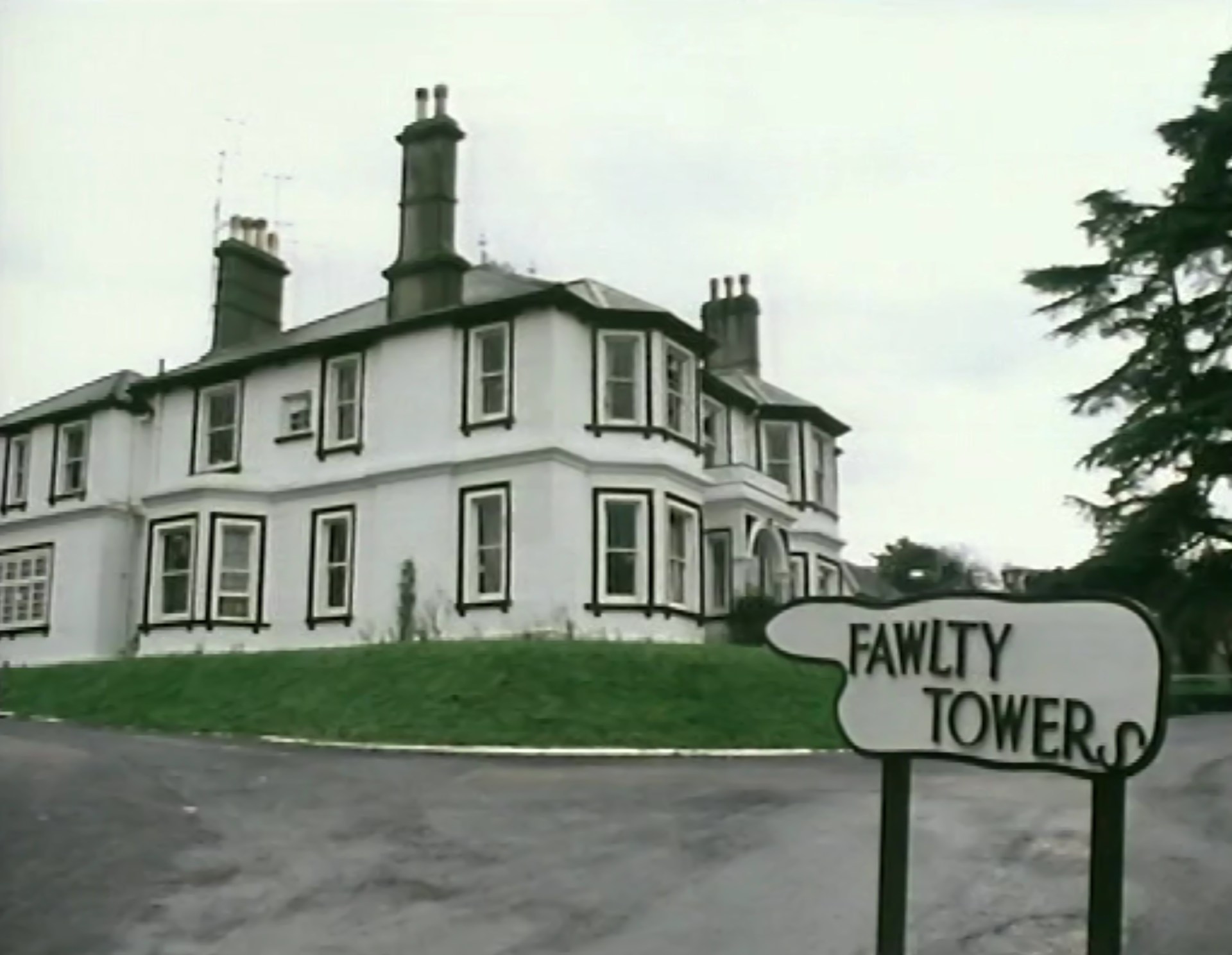 Real Fawlty Towers hotel was den of sex, gambling and gangsters, says TV boss