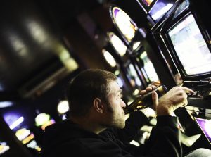 Responsible gambling officers to be introduced into pubs and clubs across NSW | About Regional