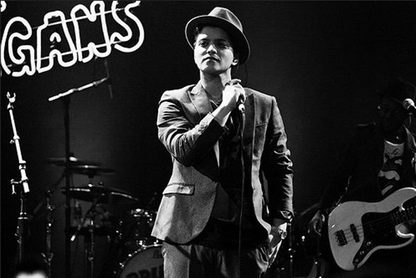 Bruno Mars Owes $50 in Gambling Debts: How to Gamble Safely