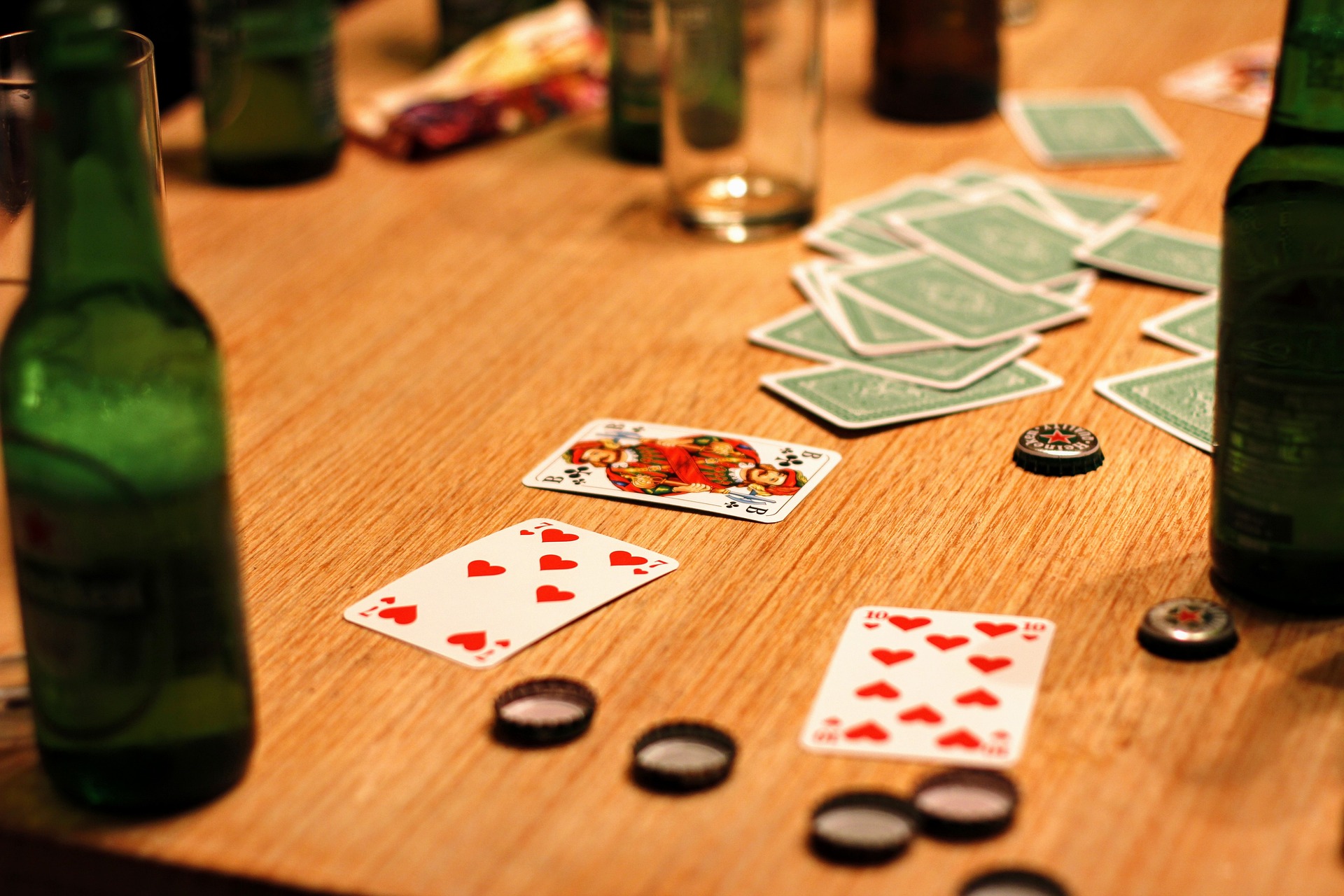 Tipsy Odds: The Dance Between Alcohol and Casino Gambling - DrinksFeed