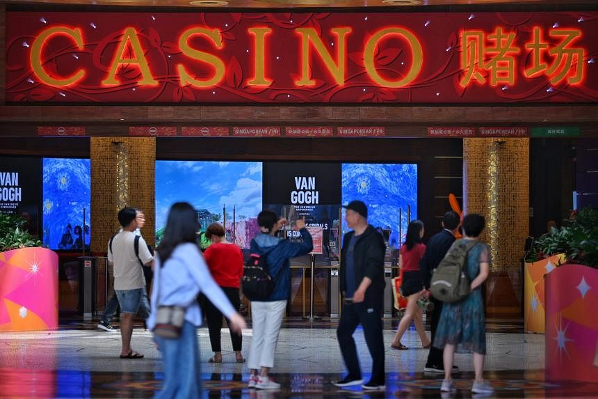 Accused persons receiving legal aid barred from casinos, Singapore Pools online gambling