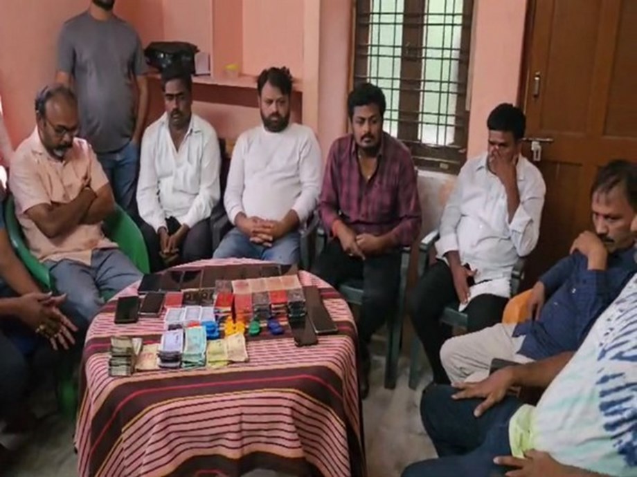 Telangana: Cyberabad Police arrest 14 for gambling, seize Rs. 1.8 lakh worth property | Headlines