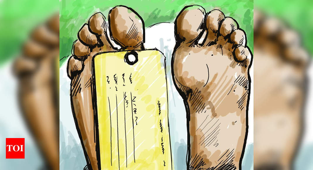 Parents electrocute & strangle 35yo son to death over gambling addiction & torture | Raipur News - Times of India
