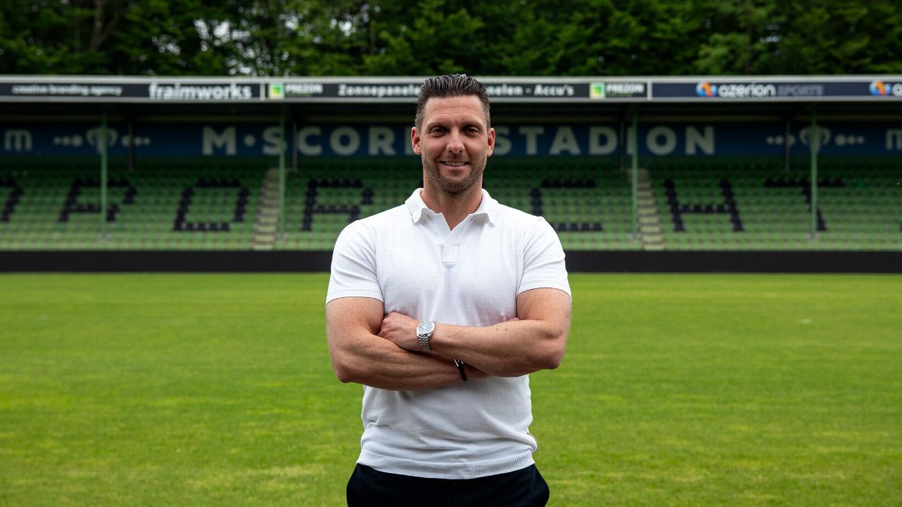 Melvin Boel nieuwe hoofdtrainer FC Dordrecht