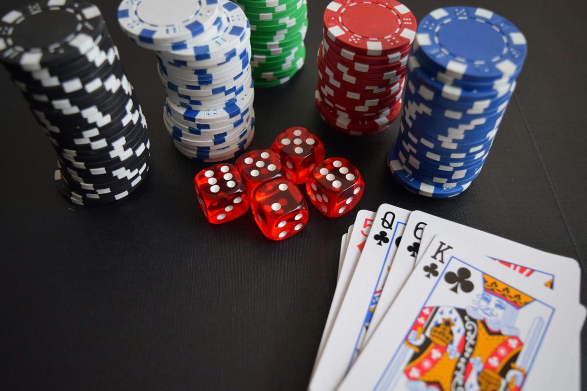 The Rise of Online Casinos: Exploring the World of Virtual Gambling