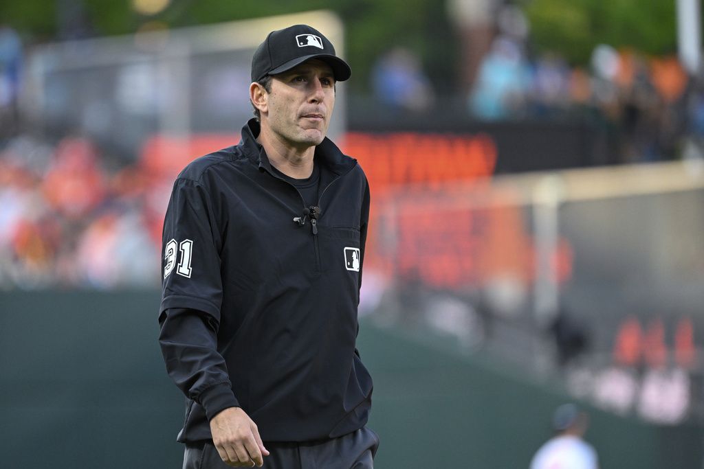 Umpire benched as MLB swings at gambling controversies - Washington Examiner