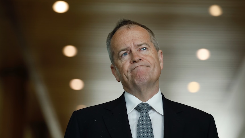 'No-one has been as tough': Shorten defends gambling reform - ABC listen