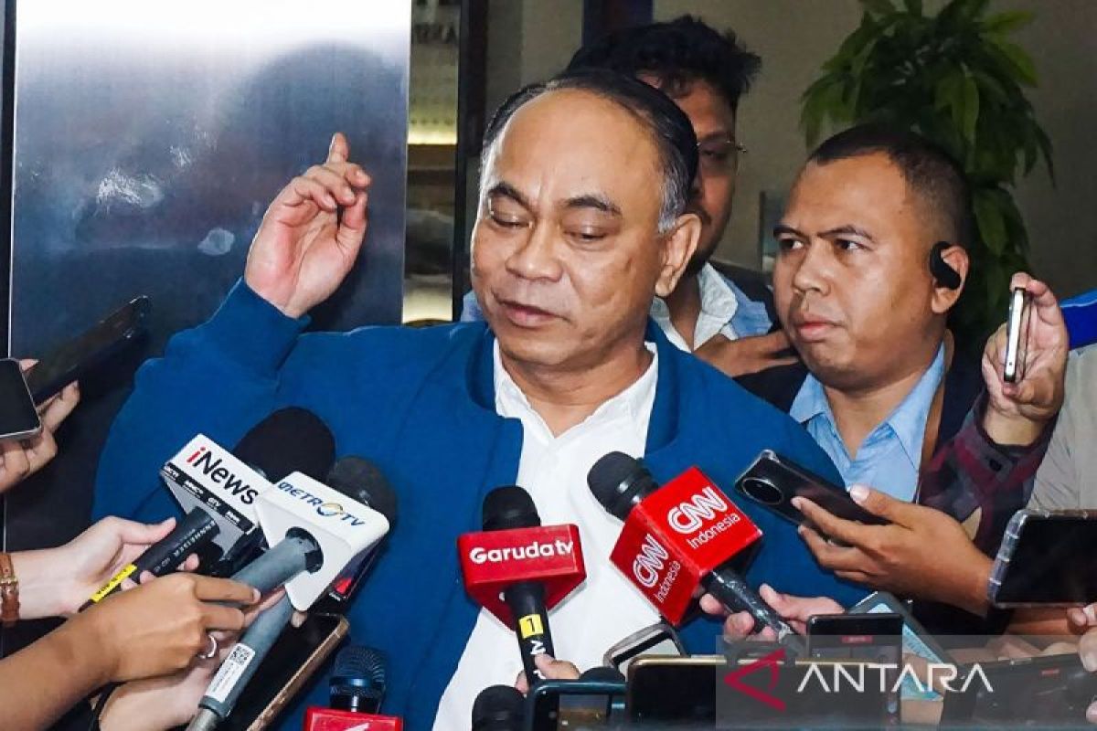 Indonesia's ex-minister questioned as witness in online gambling case