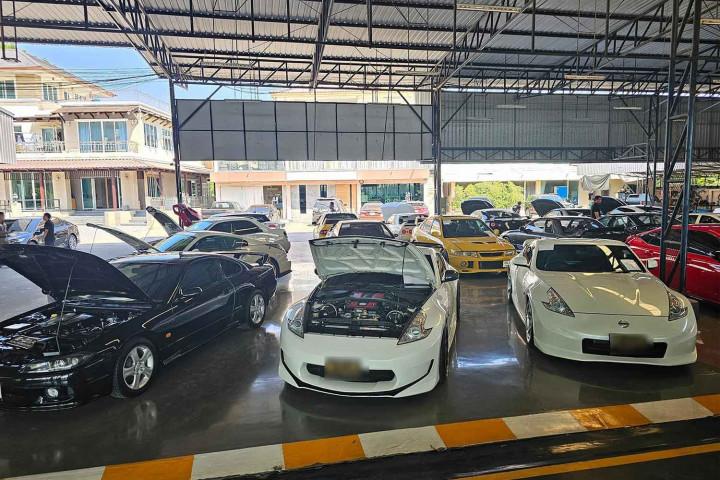 Thai police confiscate cars linked to online gambling