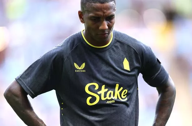 COVENTRY, ENGLAND - JULY 30: Detailed view of the new Everton away kit worn by Ashley Young during the Pre-Season Friendly match between Coventry City and Everton at The Coventry Building Society Arena on July 30, 2024 in Coventry, England. (Photo by Catherine Ivill - AMA/Getty Images)