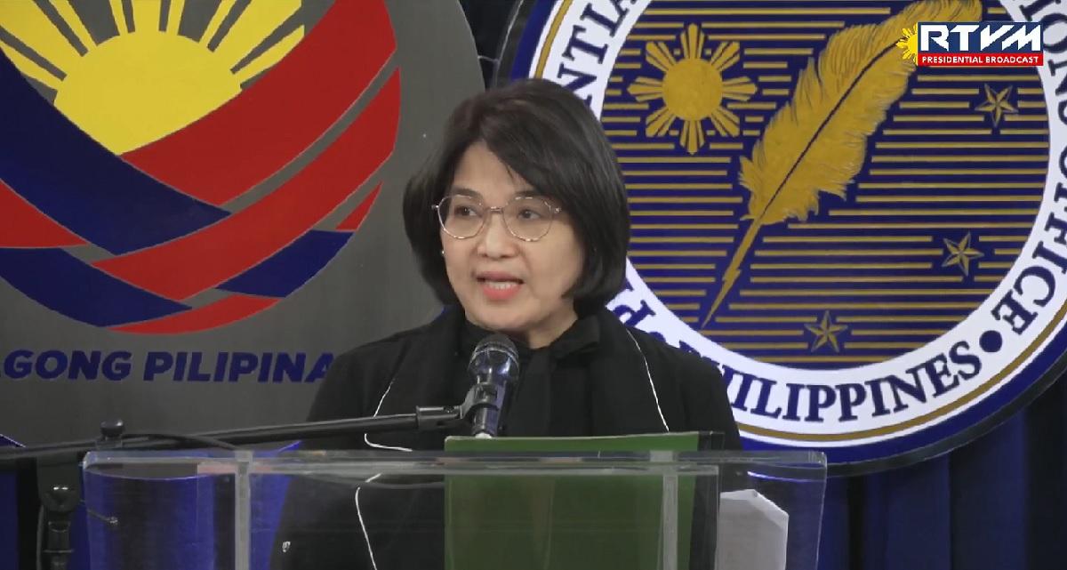 Palace says gov't continues to study local online gambling