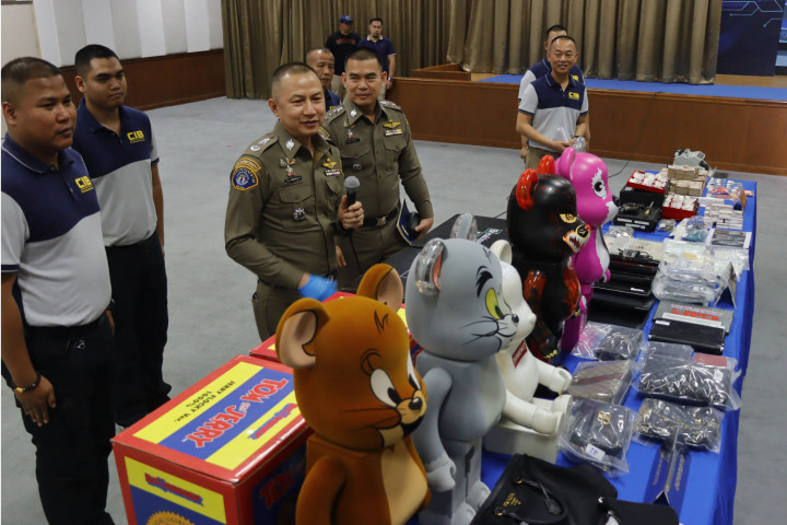 Police bust billion-baht gambling site, multiple arrests